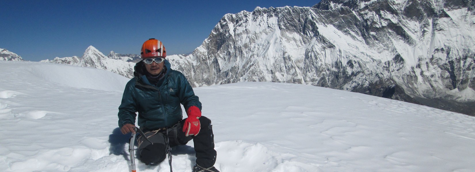 Mt. Ama Dablam Expedition with Everest Basecamp Trek