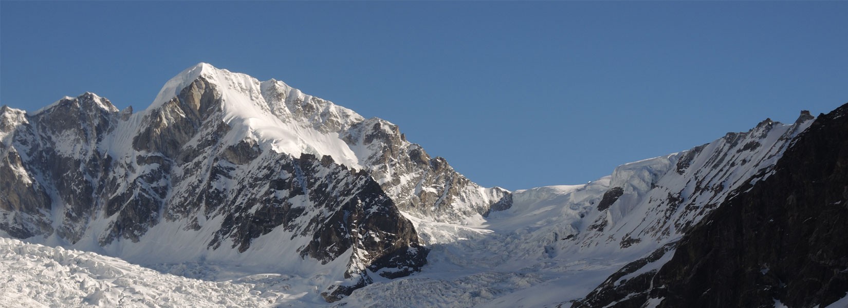 Gyalsten peak