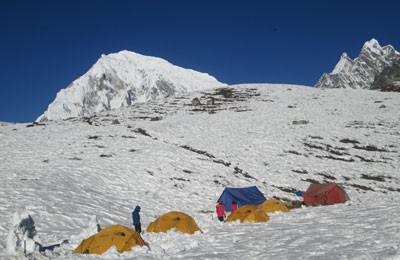 Manaslu with Larkya Peak Climb